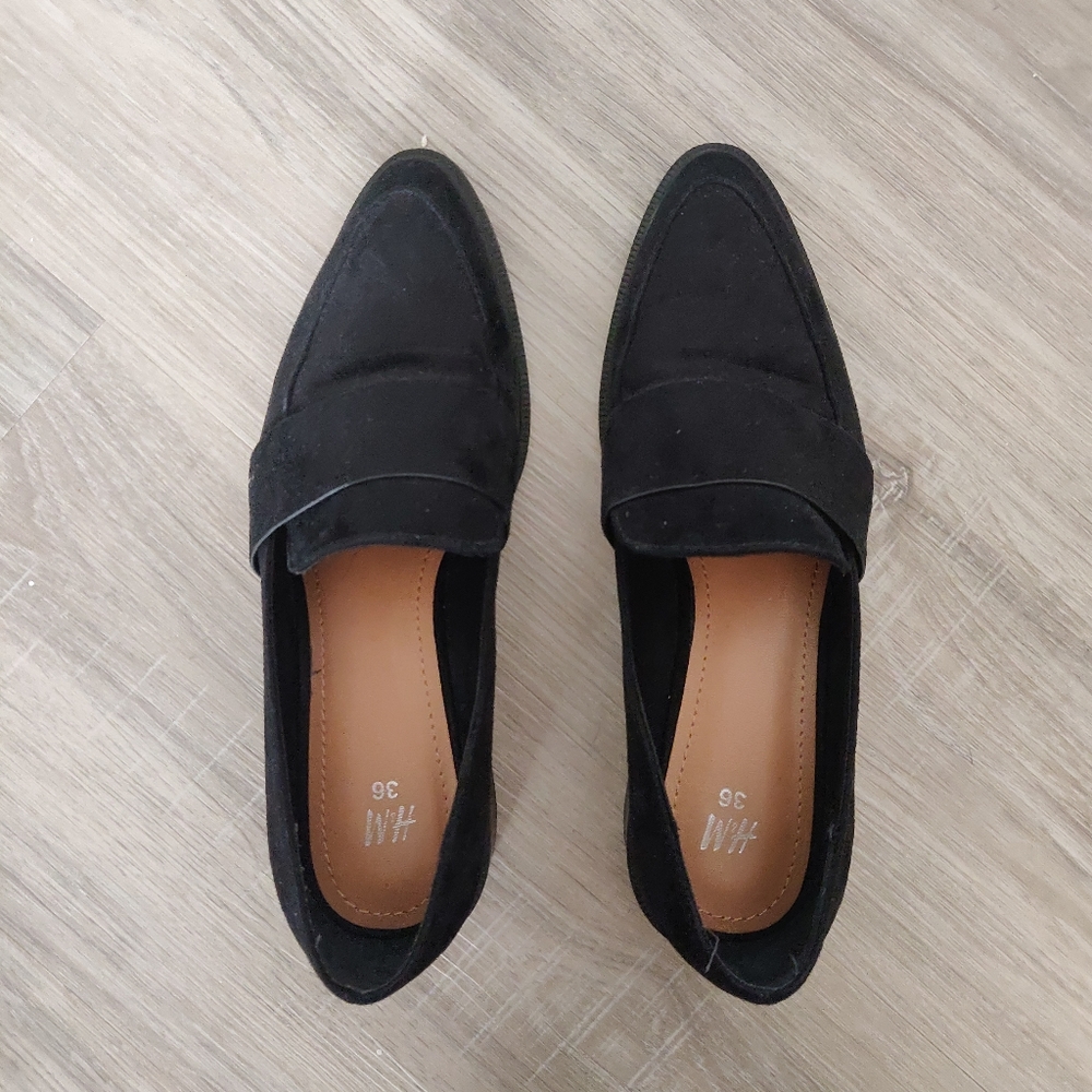 H&M Pointed Toe Faux Suede Black Heeled Loafer EUR 36